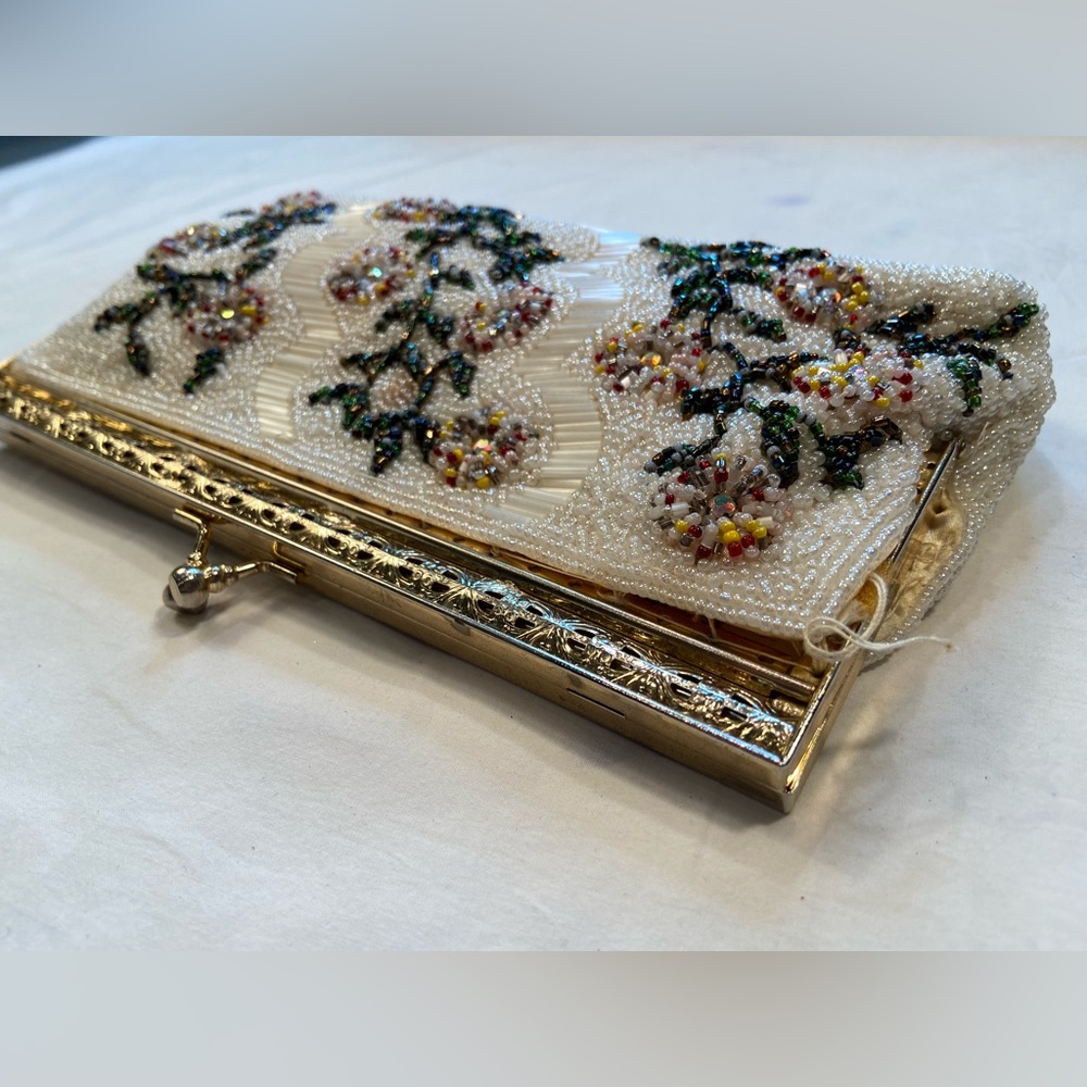 Vintage 50’s, Beaded clutch purse, light colors, floral - Picture 4 of 6
